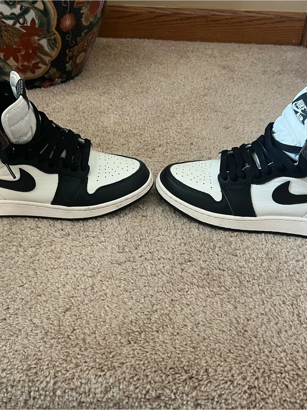 Air Jordan 1 Retro OG Dark Mocha